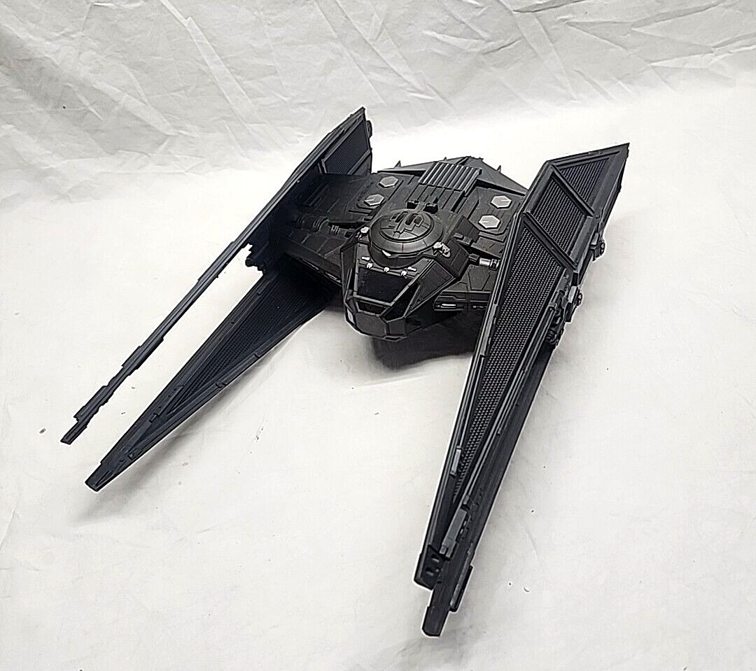 Star Wars Force link TIE Silencer Kylo Ren loose space ship 