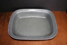 VTG BON CHEF TRUE ENAMEL Baking Casserole Dish Stoneware Sandstone Pewter Glow