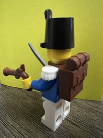 LEGO Pirates Bluecoat Soldier 2 Minifigure - pi153 - Set 70409 70411