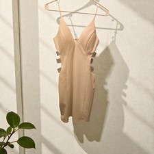 Windsor Women's Small Cream Dress with Silver Accents Size Small