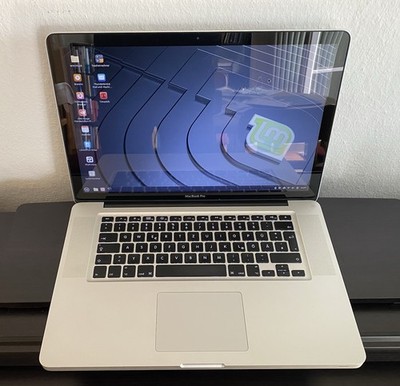 Macbook pro 5.3 SSD,  15,4 Zoll, 120 GB SSD,  8GB Ram mit Linux Mint bis 2029