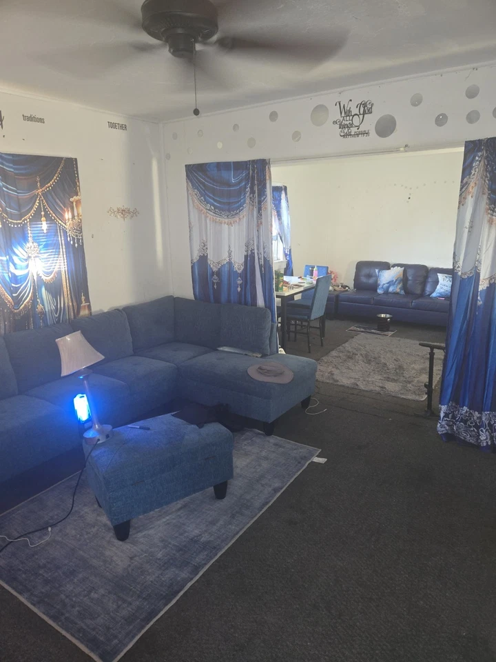 Juego de muebles para el hogar  Foto 3 de 4