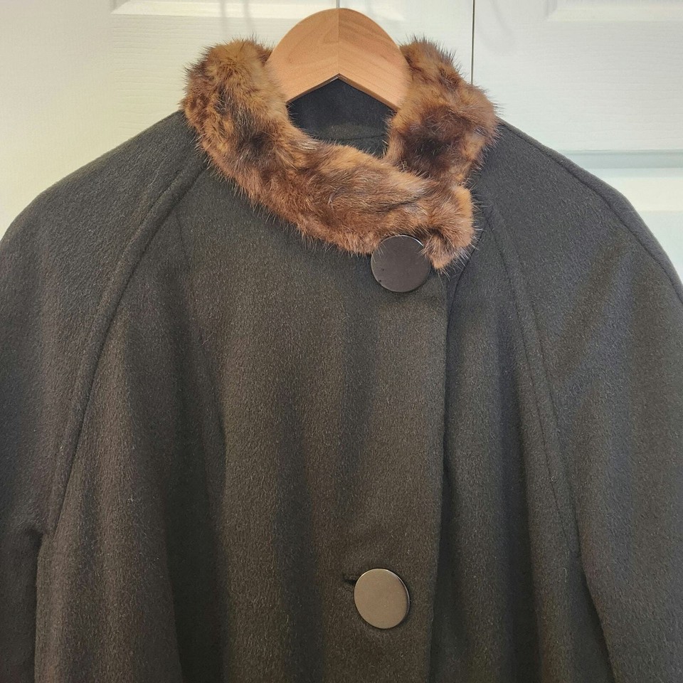 Arnold Constable Fifth Avenue Women's Black Vintage Coat Mink Collar