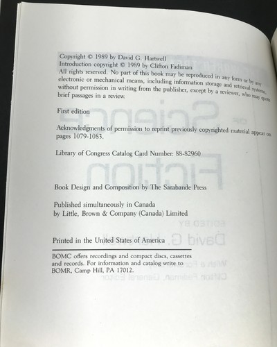 David Hartwell THE WORLD TREASURY OF SCIENCE FICTION 1989 1st edition - Picture 2 of 3