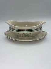 Syracuse Coralbel Old Ivory Gravy Boat With Attached Underplate Vintage USA