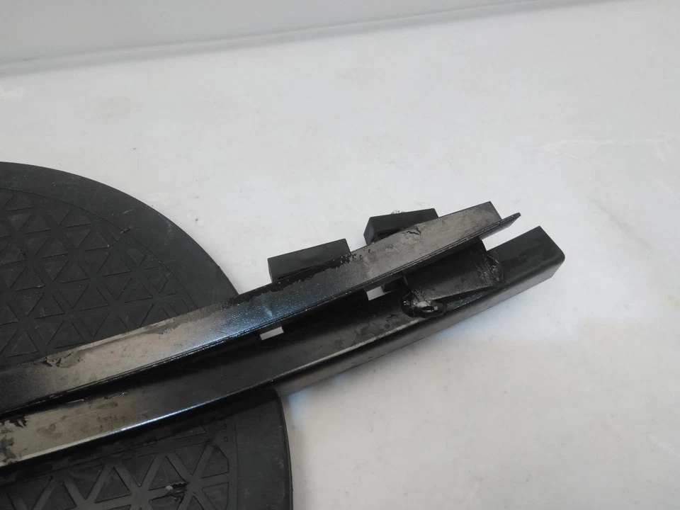 LOTUS EVORA Bracket 2010-2021 RH WINDOW RUNNERS  - image 2 of 4