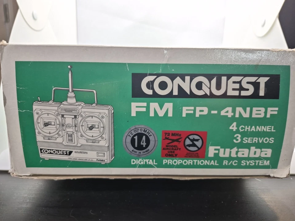 Sistema de radio control proporcional digital Futaba vintage Conquest FM FP-4NBF Foto 2 de 4