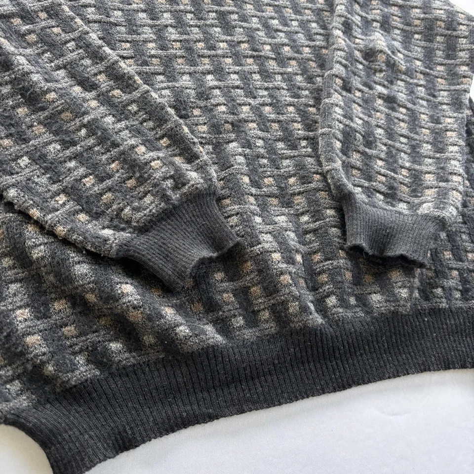 Tricots St. Raphael Merino Wool Sweater Men’s Large Gray Pattern Made Uruguay - Image 4 of 4