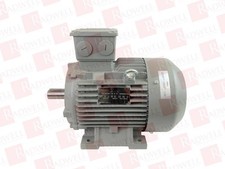 SIEMENS 1LE0102-1BB2-3-4AA4 / 1LE01021BB234AA4 (NEW IN BOX)