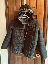 Under Armour Puffer Jacket Youth Large Solid Black Zip Up Winter Coat Hooded