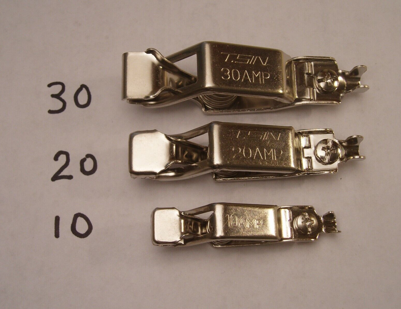 Qty 12: Heavy Duty Battery Clips 10, 20 and 30 Amp Alligator Clip Ships USA NOS