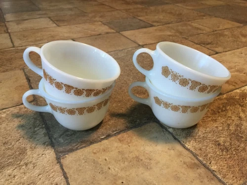 Set Of 4 Corelle Pyrex BUTTERFLY GOLD Cups