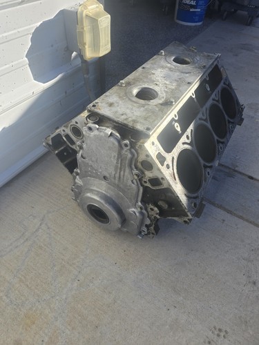 Chevrolet 12562174 LS1 Aluminum Block Corvette Or Camaro Std Bore