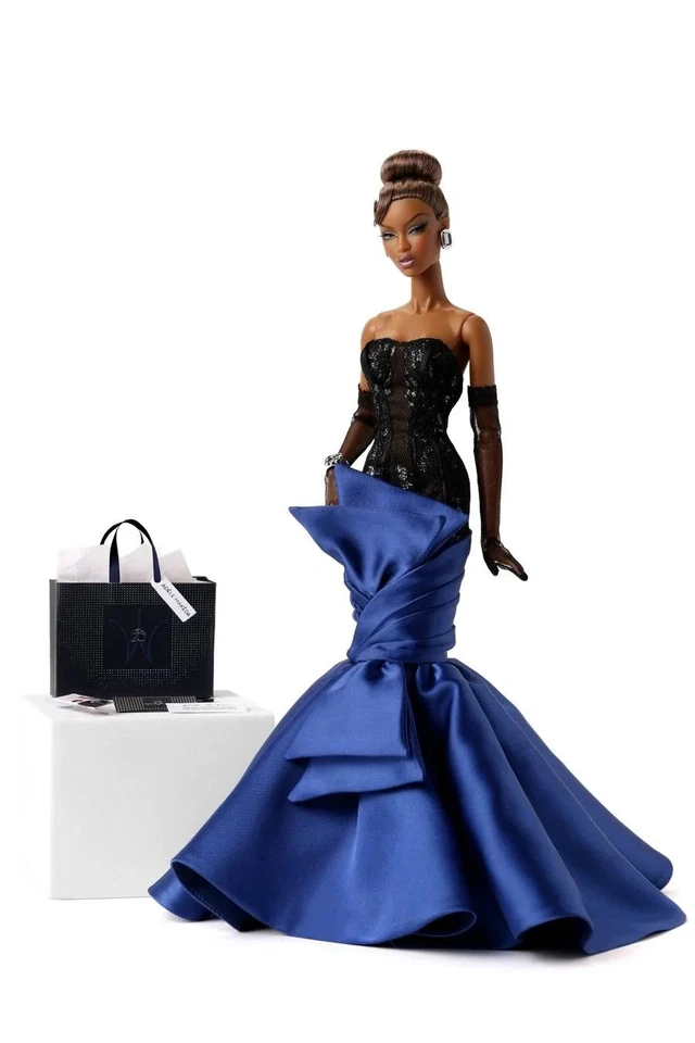 Adele Makeda 'Toast To Us' Integrity Toys WClub Excl 91569 NRFB/Shipper - Image 3 of 4