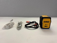 DEWALT 49.5W 2-Port Worksite USB PD Charger