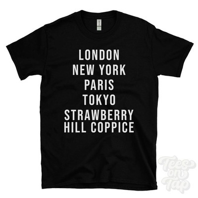 LONDON NEW YORK PARIS TOKYO STRAWBERRY HILL COPPICE LUSTIGES T-SHIRT England