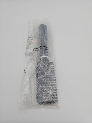AVON Advance Techniques Detangling Comb for hair