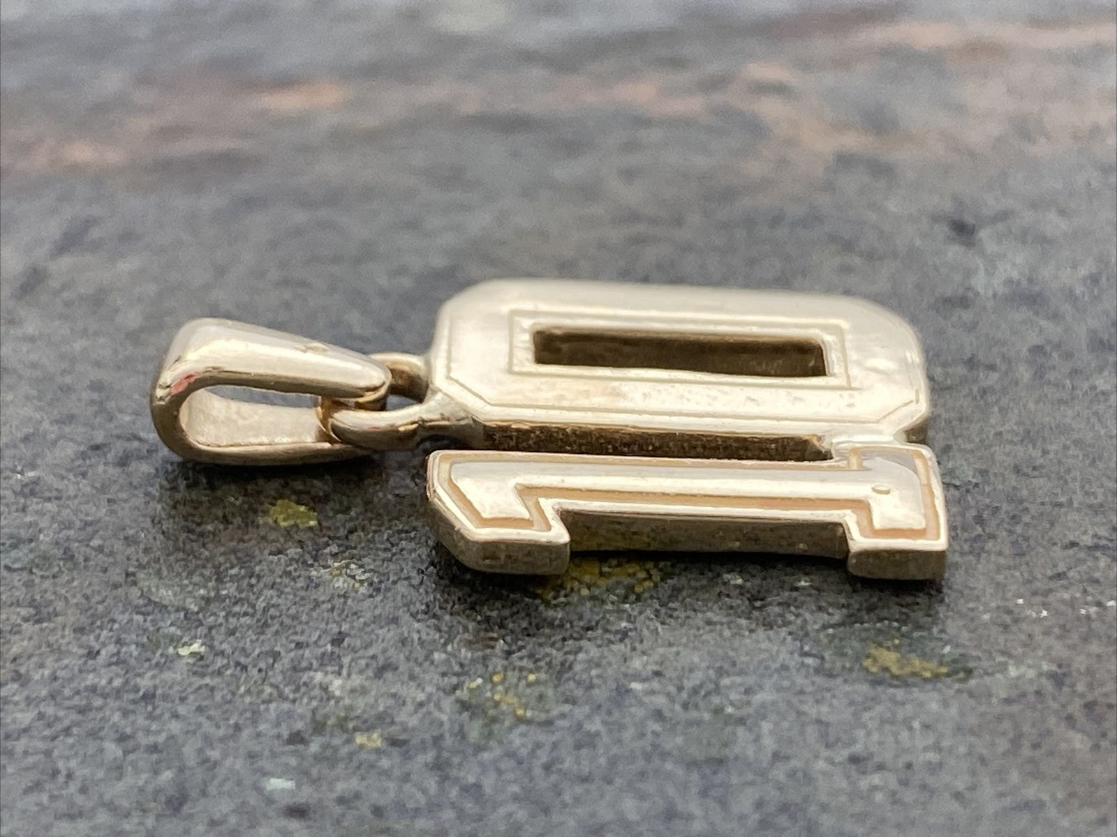 14K Yellow Gold Number 10 Charm Gem