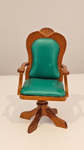 1:12th Scale Dolls House, Furniture, Chair, office Chair, Miniatures QFRN984 - Picture 2 of 2