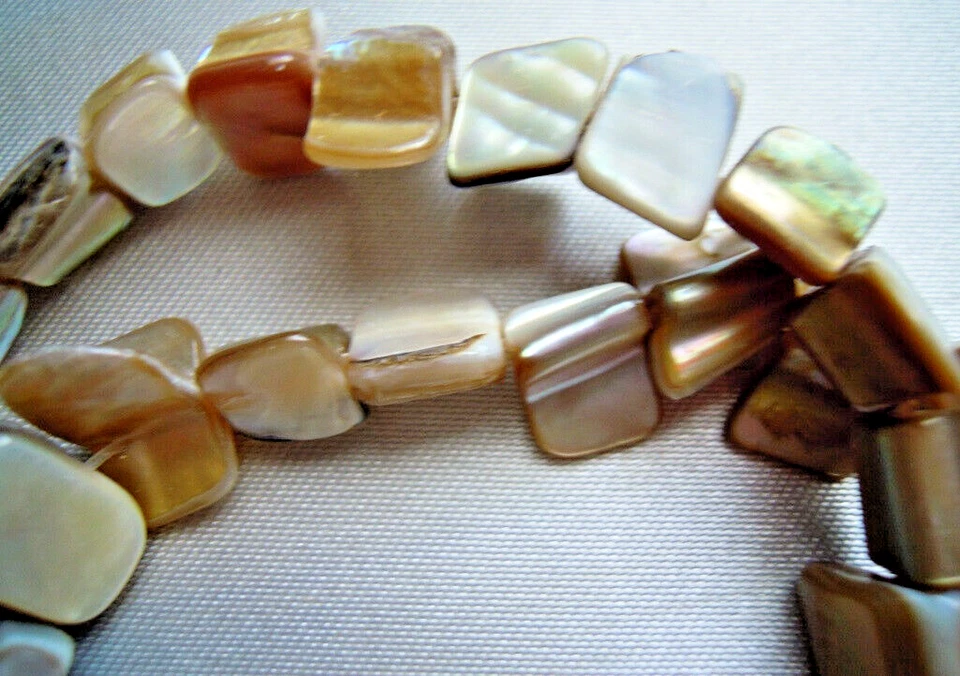 45 - 48 Muschelperlen Perlmuttsplitter Nugget ca 8mm Beige Naturfarben # 284 - Bild 2 von 2