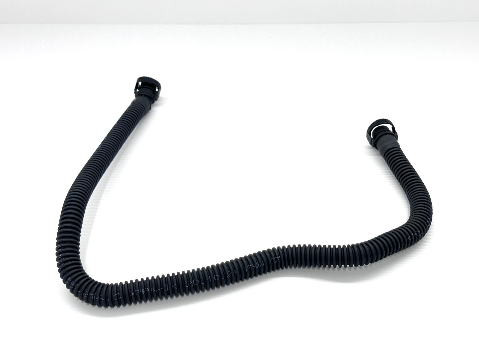 Lamborghini Aventador Vent Hose for Cylinder Head Cover Brand New OEM 470103214C