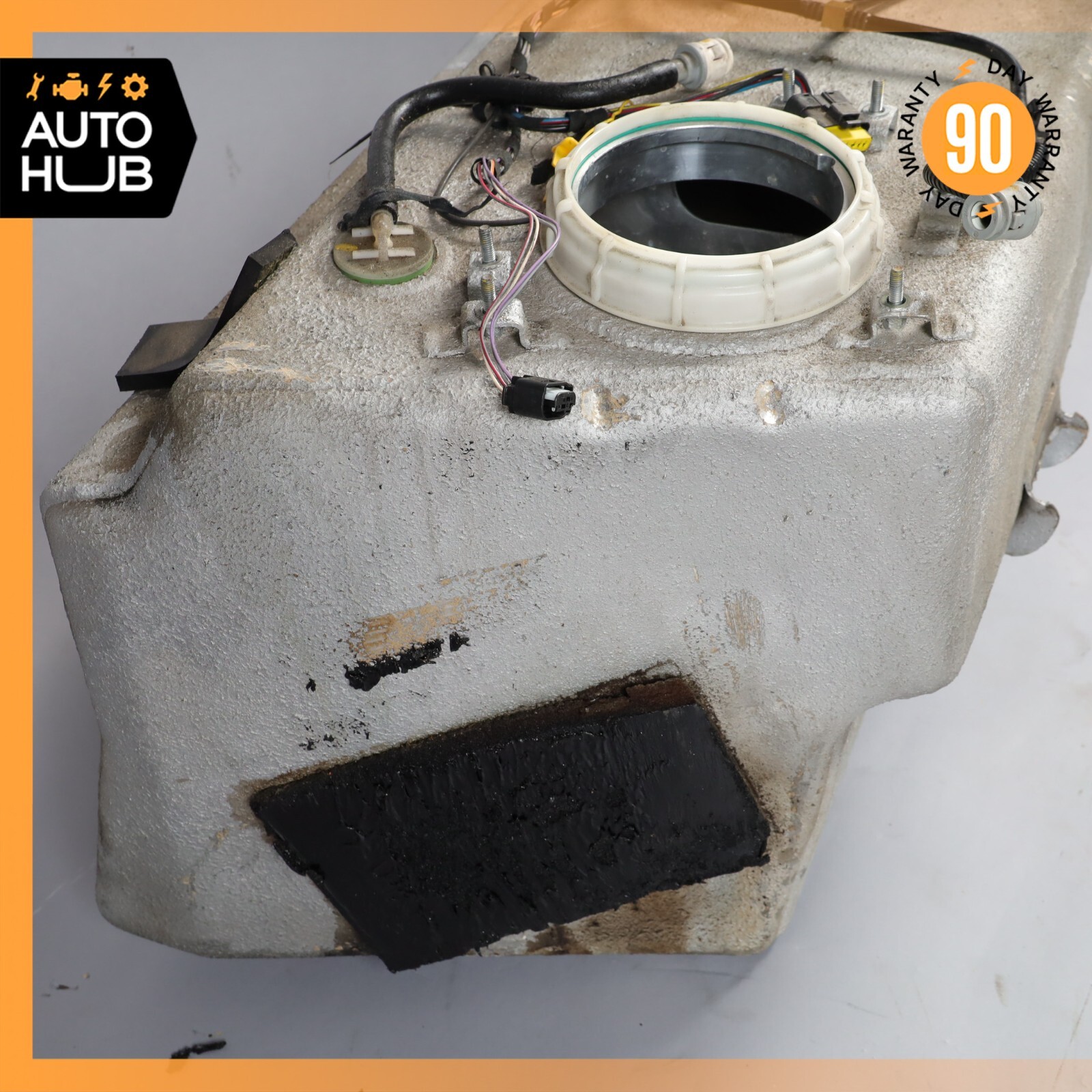 02-07 Maserati Spyder 4200 M138 Gas Fuel Tank Reservoir Assembly 193834 OEM 49k