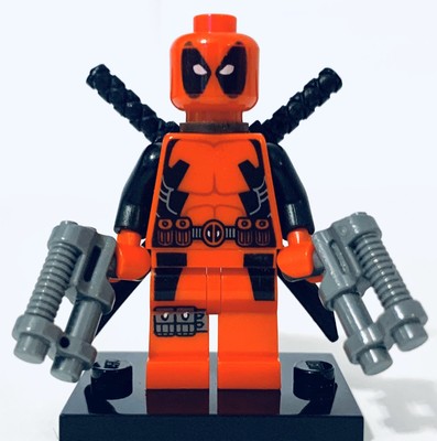 deadpool minifigure