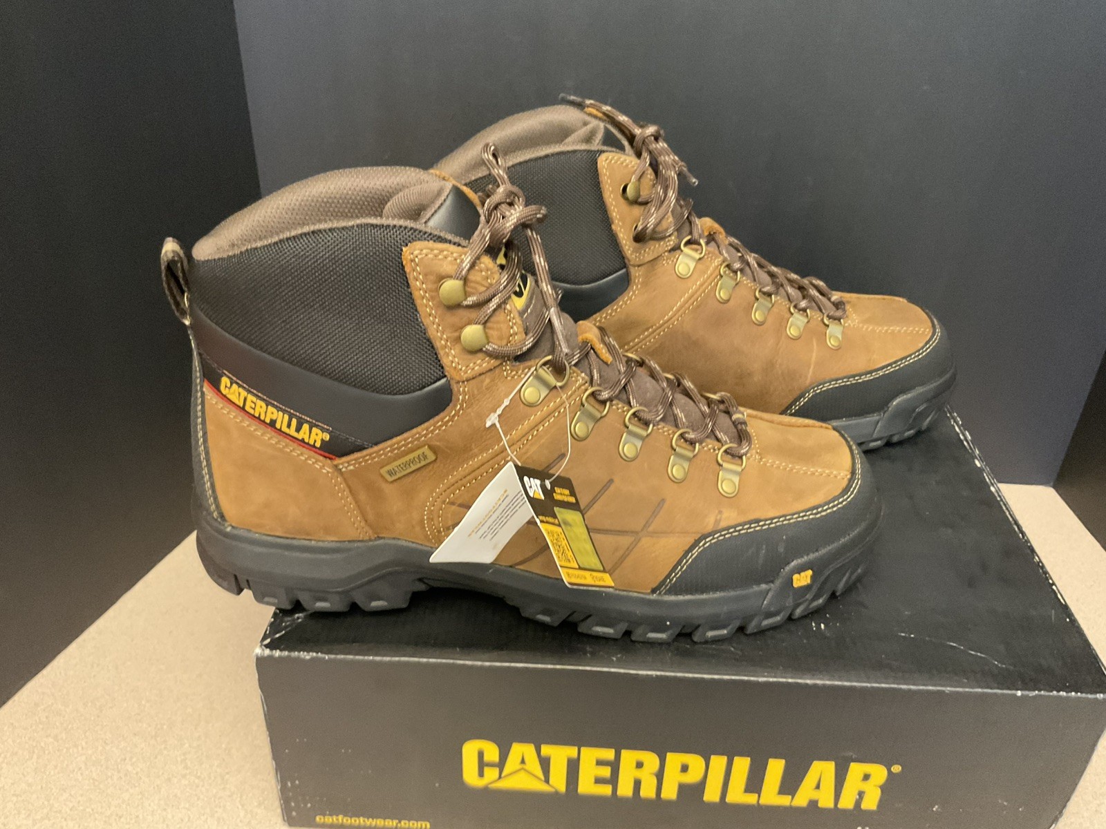 New! Mens CAT Caterpillar Threshold WP Soft Toe Waterproof Work Boots. Size 13.