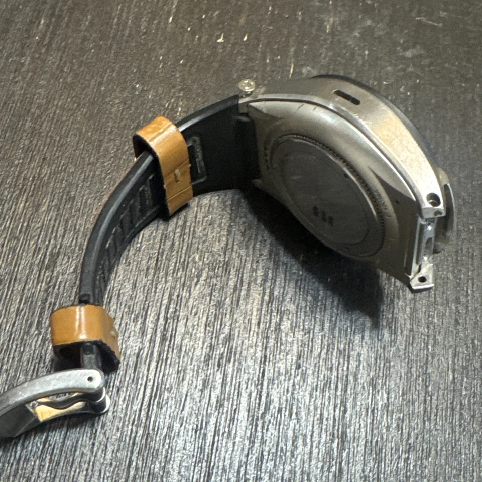 Smartwatch LG | W200A | 46mm - NÃO TESTADO - Como está - SEM cabo - Imagem 3 de 4