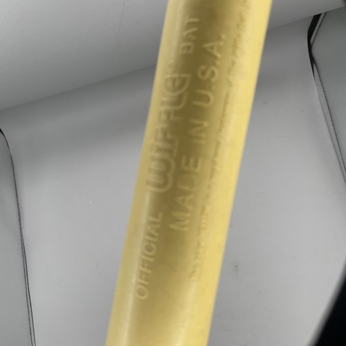 Rare Gen 3 Official WIFFLE Ball Bat USA Textured Handle 31.25" Yellow