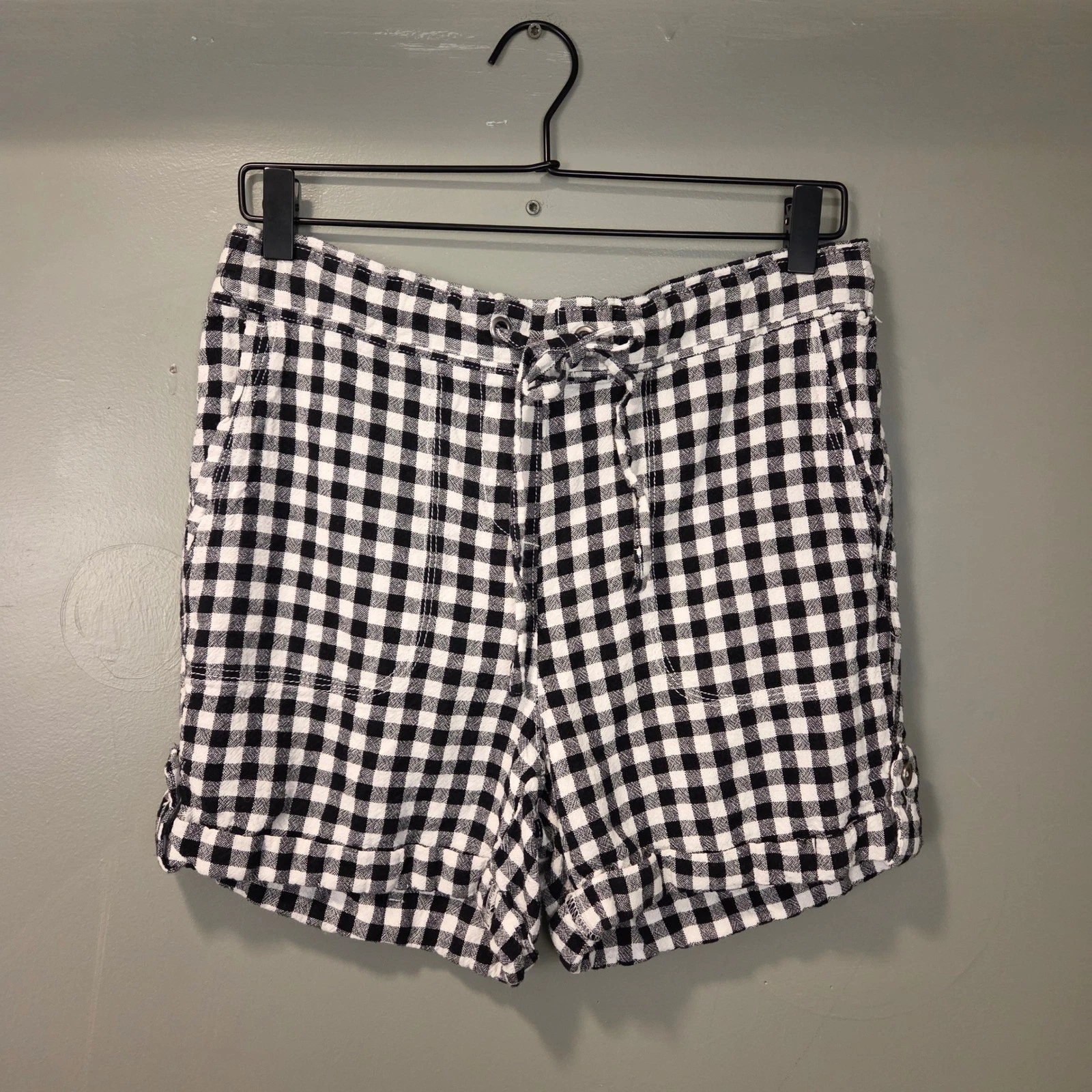 Per se Women's Linen Blend Gingham Plaid Pull On Shorts Size M Black White