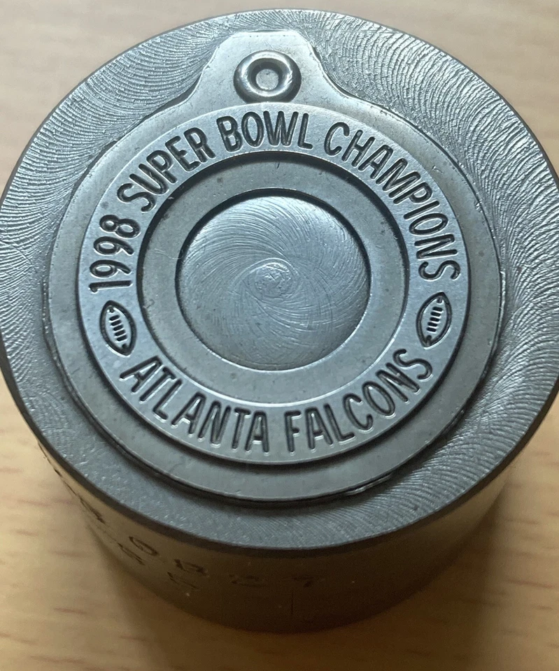Atlanta Falcons￼￼ NFL Football 1998 Super Bowl Champions Steel Master Die Hub - Image 4 of 4