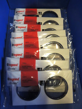 LEGRAND  1 Plaque Dooxie Blanche avec bague Chrome 2 postes ref 600842