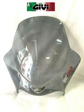 CUPOLINO CON ATTACCHI UNIVERSALE FUME' PER MOTO NAKED 33 x 36,5 cm GIVI 