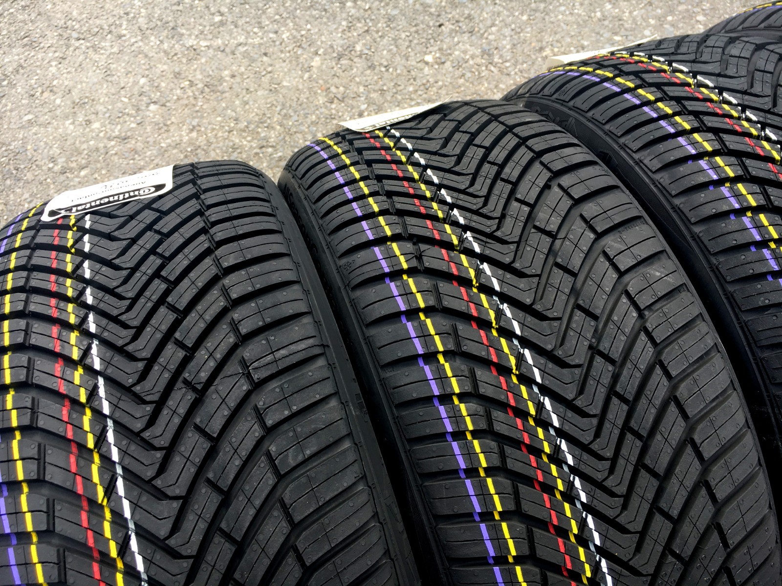 4x 225/45 R17 94W XL CONTINENTAL AllSeasonContact Allwetter