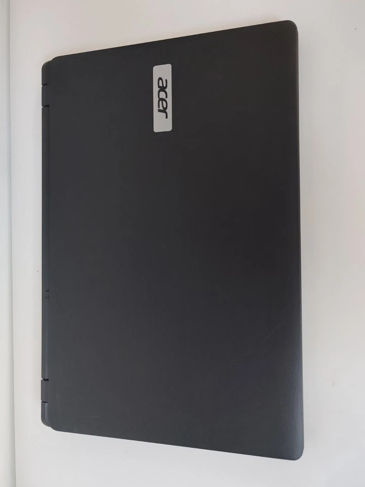 NOTEBOOK ACER ASPIRE E15 INTEL CELERON N2840 4GB RAM 320GB HD WIFI WEBCAM - Immagine 4 di 4