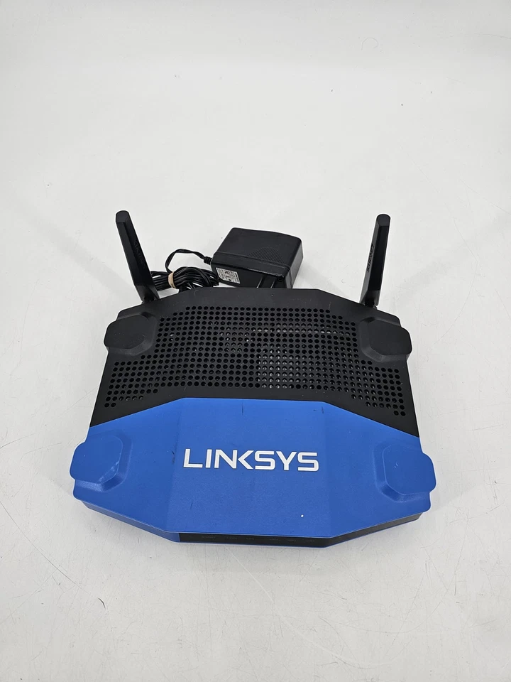 Linksys WRT1200AC V2 1200 Mbps 4-Port Gigabit Dual-Band Wireless Wifi Router - Image 2 of 4