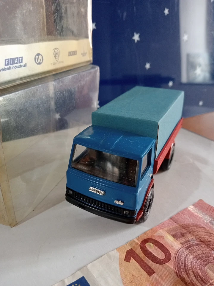 FIAT 90 NC CAMION OLD CARS  1:43 VINTAGE MADE IN ITALY - Immagine 2 di 4