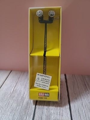 HO Scale Brawa, Operating Dual Floodlight, Black & Silver, 5.125'' Tall BNOS 5582