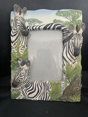 3D Resin Zebra Picture Frame With 3 x5  Opening