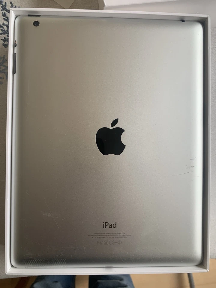 Apple iPad (4th generation) · 64GB · Wi-Fi, photo 4 of 5