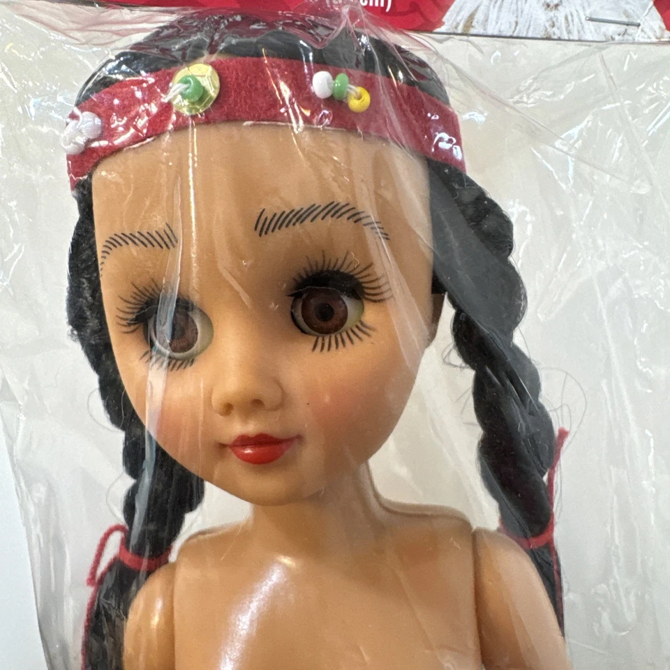 Muñeca nativa americana Fibre Craft 1995 15" pelo negro ojos móviles artículo # 3195 nuevo de stock Foto 2 de 4