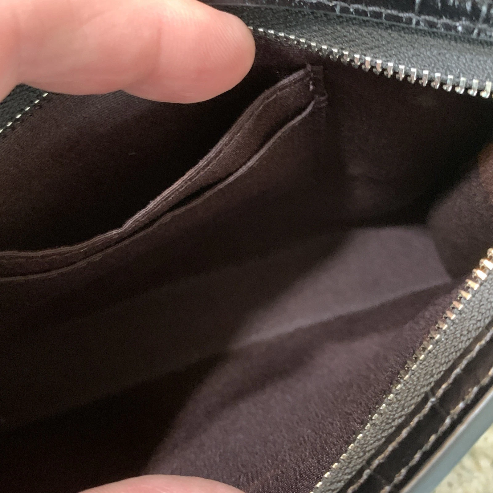 Tracolla Coach Croc in pelle goffrata nera nuova con etichetta CR237