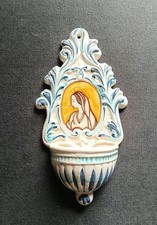 Decorazione da parete , acquasantiera in ceramica colorata votiva religione