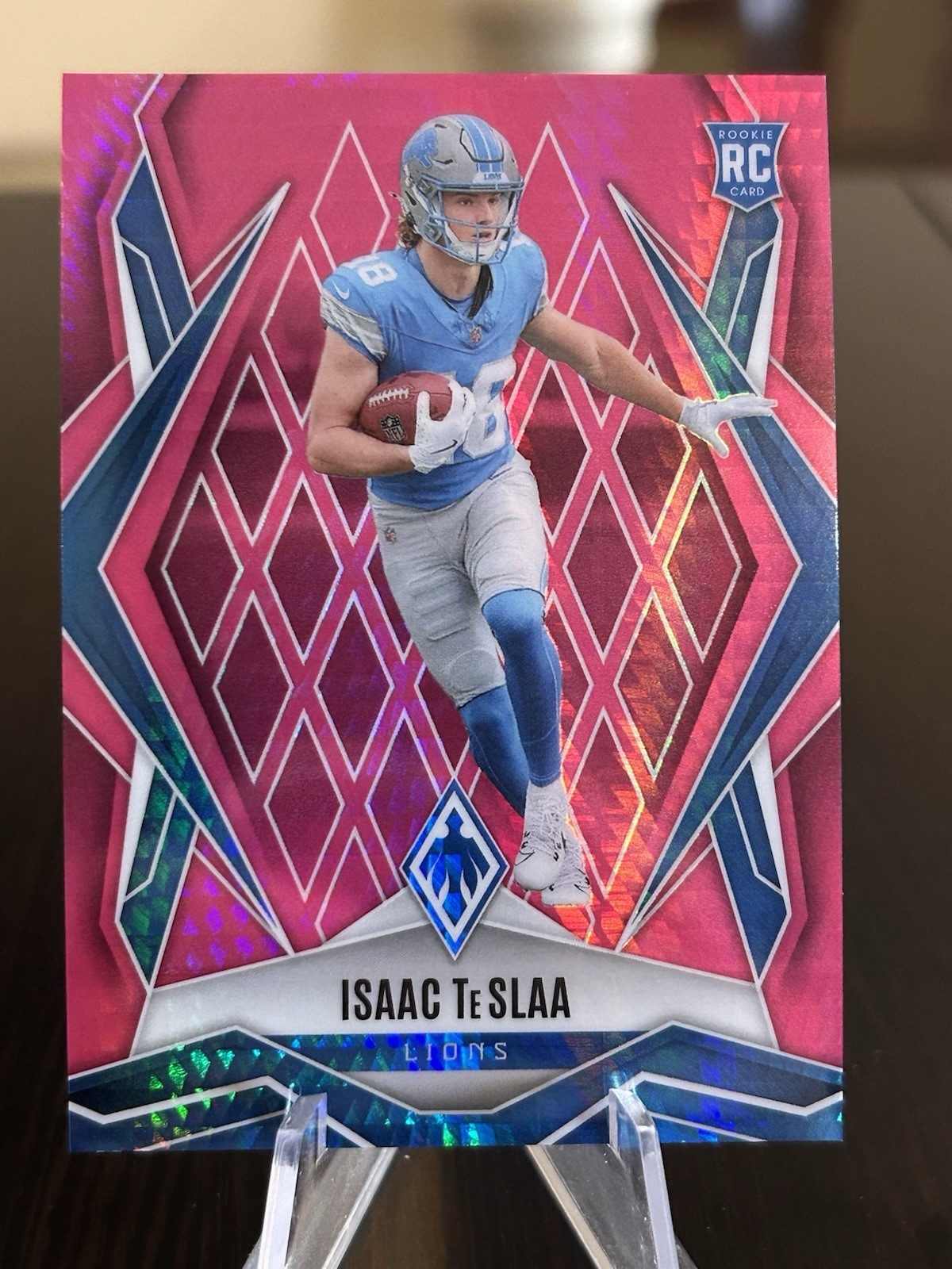 2025 Panini Phoenix Pink Hyper #189 Isaac TeSlaa RC /299