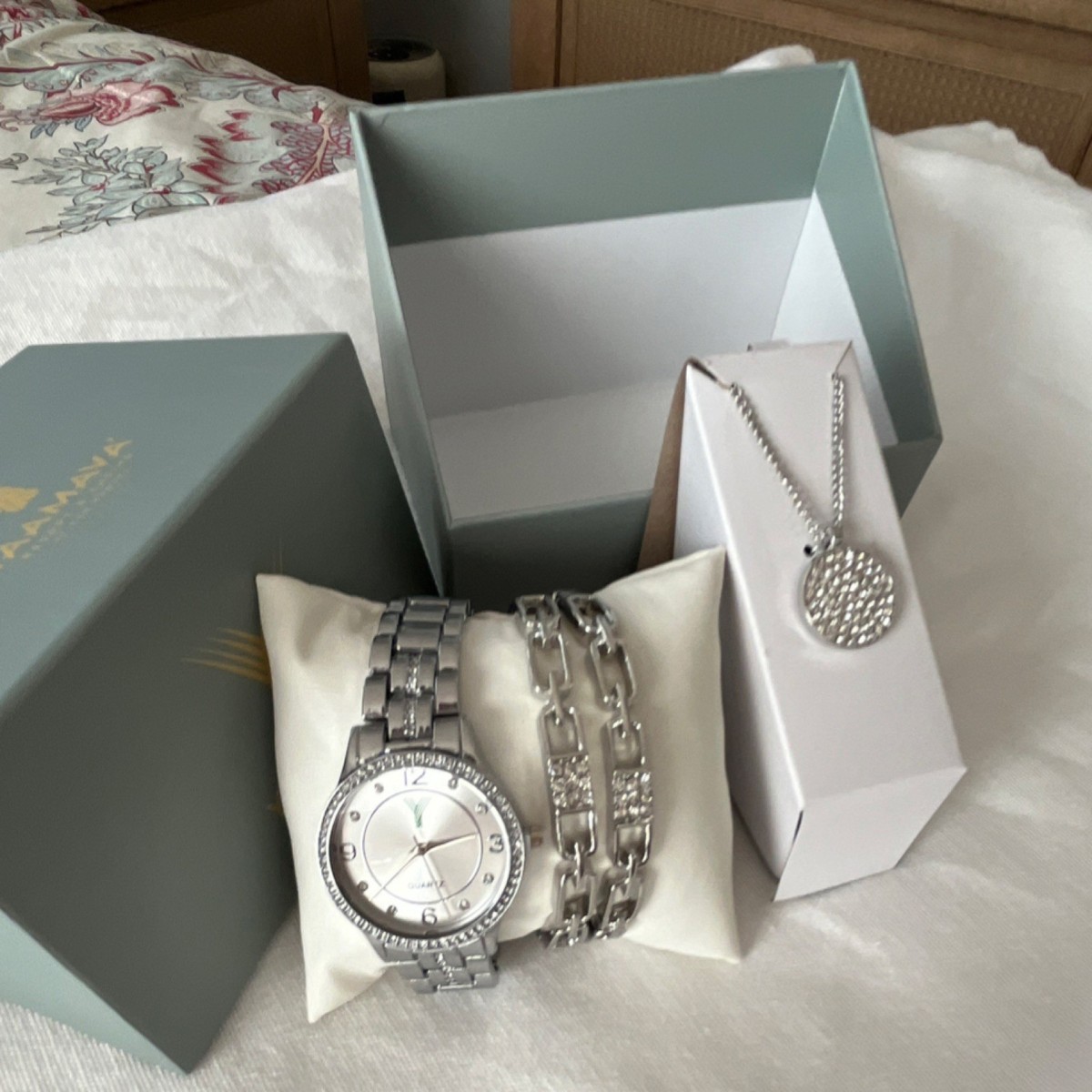 Yaamava' Silver Tone Crystal Jewelry Set Watch Bracelet Necklace