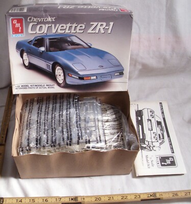 AMT 1991 CHEVROLET CORVETTE ZR-1 CAR MODEL KIT BOXED NEW #6143 | eBay