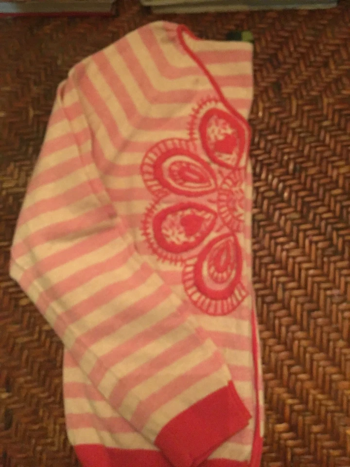 SUÉTER OILILY NIÑAS Foto 3 de 3