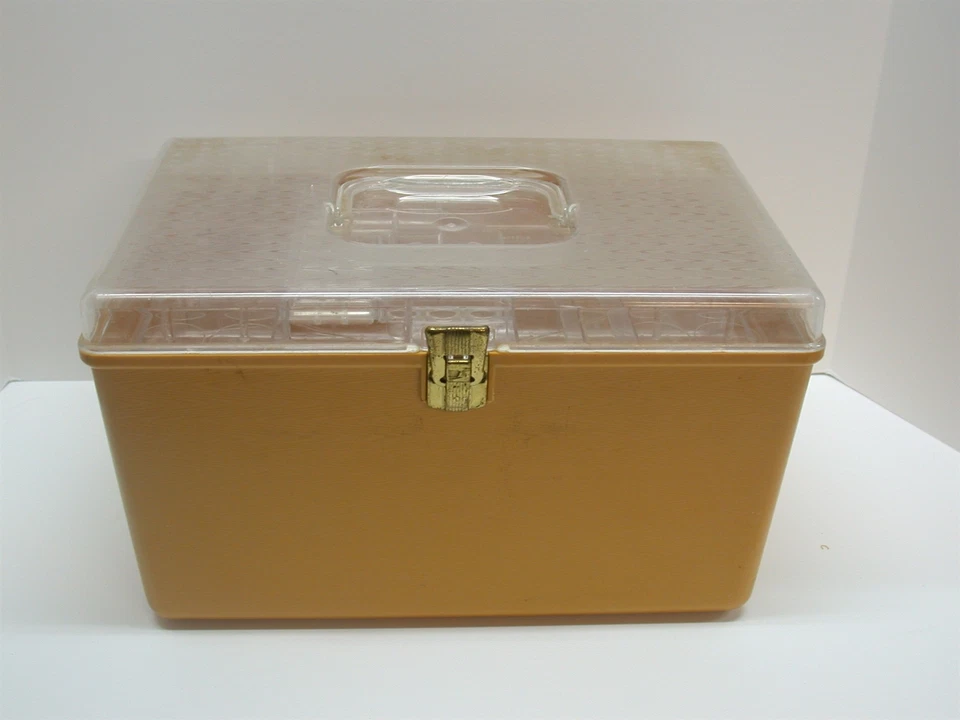 Caja de costura vintage Wilson Wilhold retro cosecha dorada con contenido de mango y 2 bandejas Foto 2 de 4