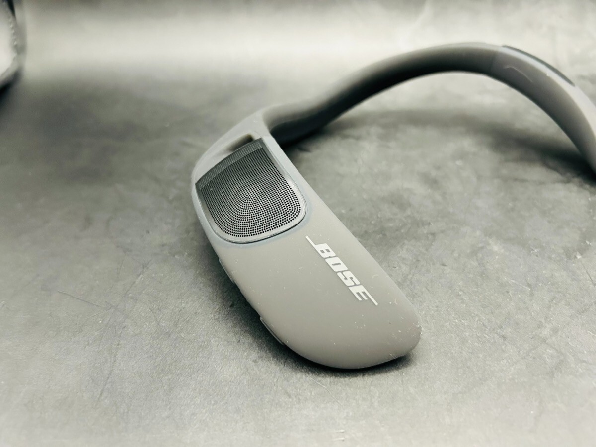 Bose SoundWear Companion Portable Bluetooth Wearable Neck Bose SoundWear Companion Portable Bluetooth Wearable Neck